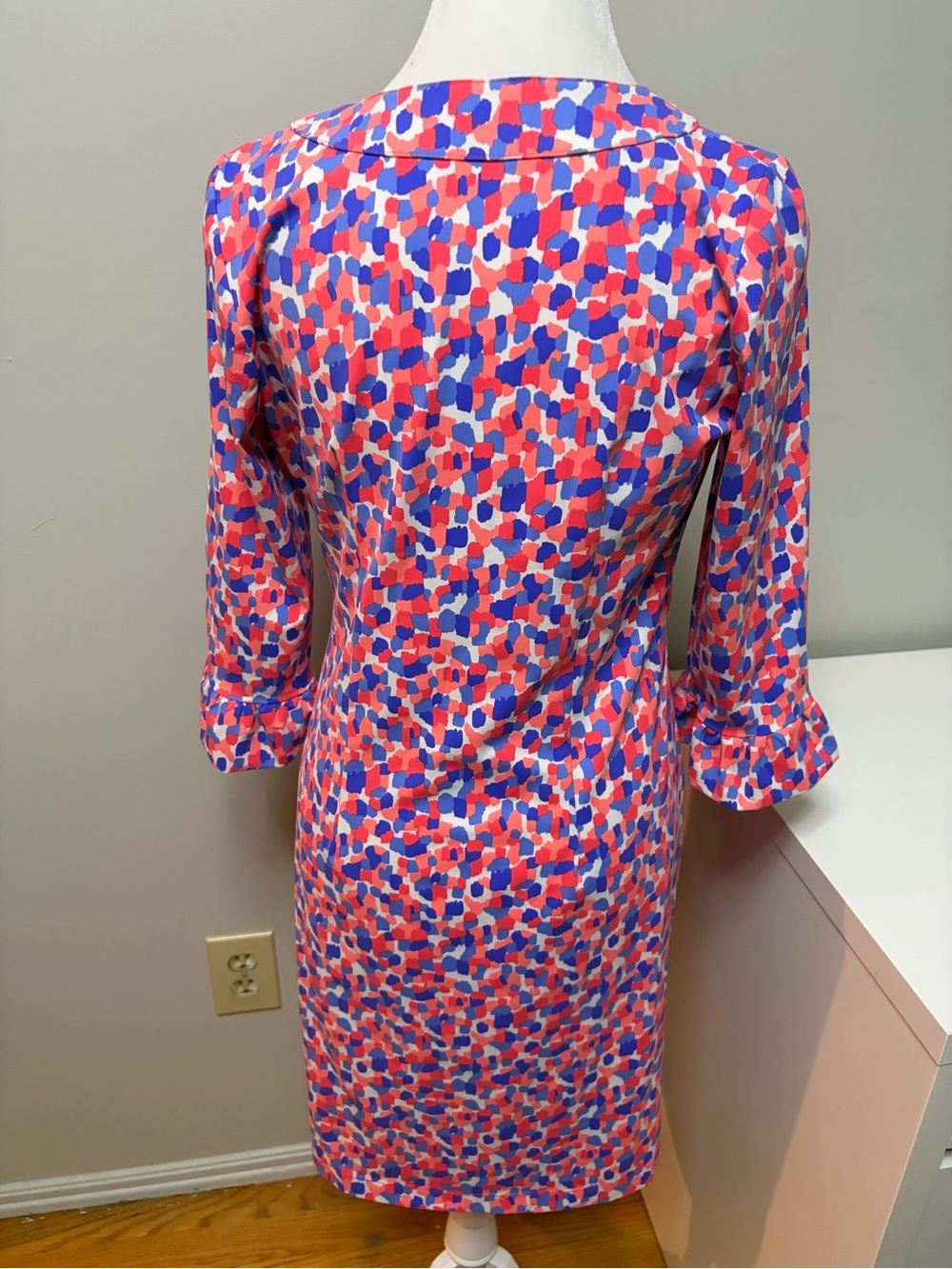 Katherine Way Women Ruffle Sleeve Abstract Confetti resort-wear dress Size Small - Picture 12 of 15